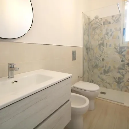 Acquamarina アパート