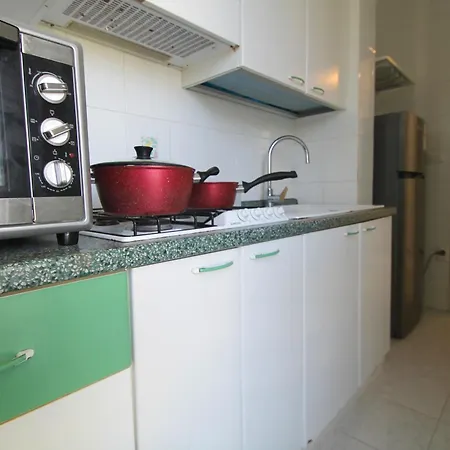 Acquamarina アパート *